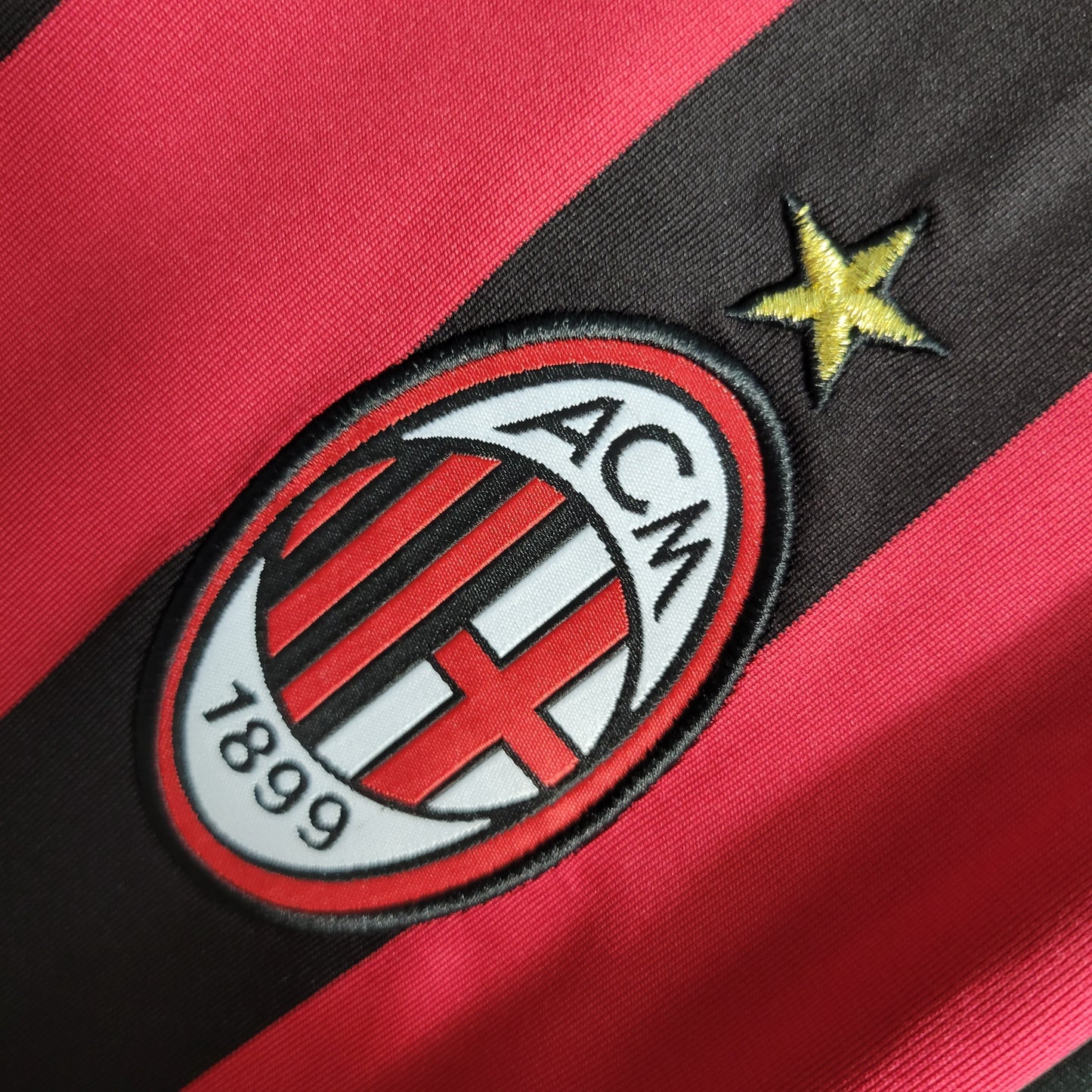 Camisa Retrô Milan I Adidas 2009/10 Manga Longa Vermelho e Preto